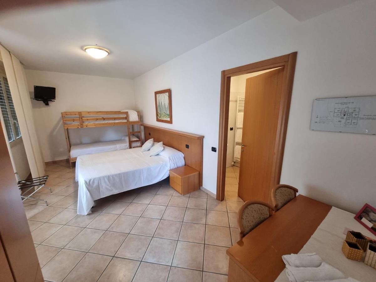 Albergo Lario Gera Lario Zimmer foto